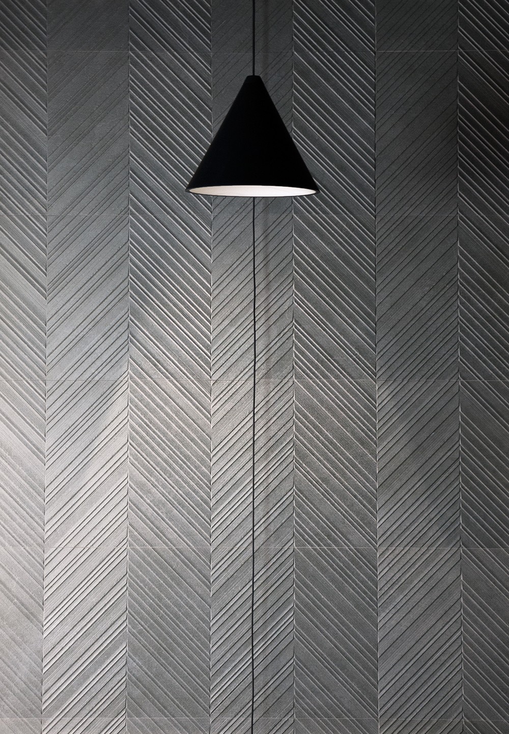 Yuma Anthracite Matte 12