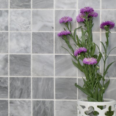 Versus Gray Mosaics